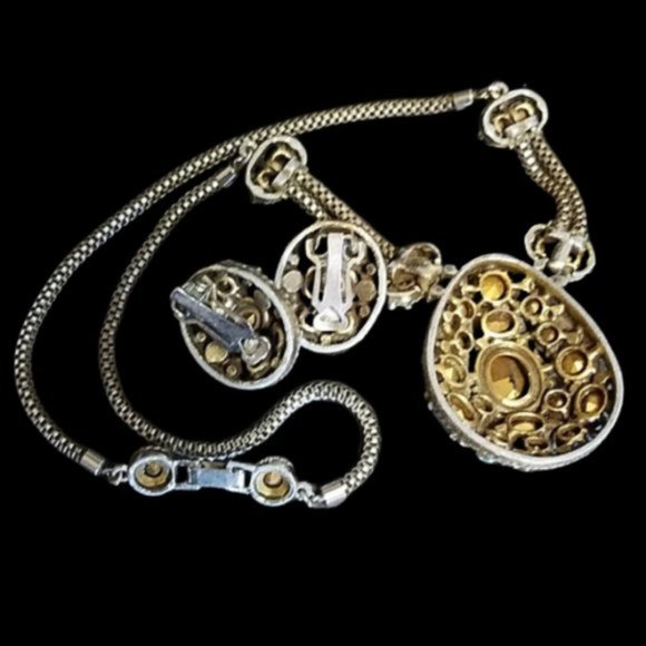 Vintage Hollycraft Pastel Rhinestone Necklace Earring Set - Picture 5 of 5